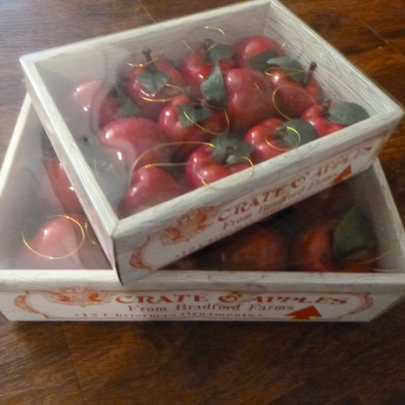 2 BOXES CRATE O' APPLES - GLOSSY RED APPLE ORNAMENTS BRADFORD FARMSw/BONUS - Picture 13 of 13